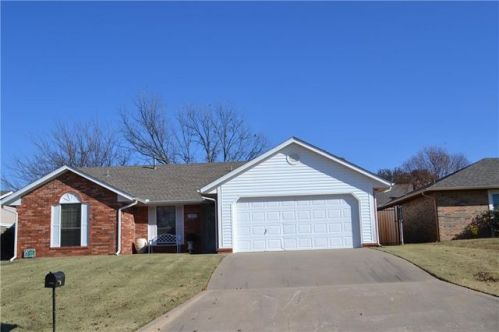 4343 Liberty Cir, Shawnee, OK 74804-8963
