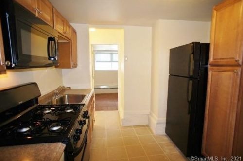 127 Harbor Ave, Norwalk, CT 06850-4236