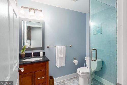 520 End Ave, Tavistock NJ  08033-2630 exterior