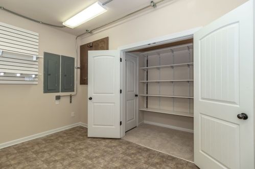 2006 Highgrass Ct, Evans GA 30809-7082 exterior