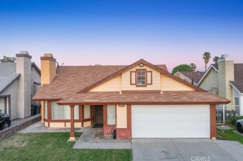 2471 Alysheba St, Perris, CA 92571-2527
