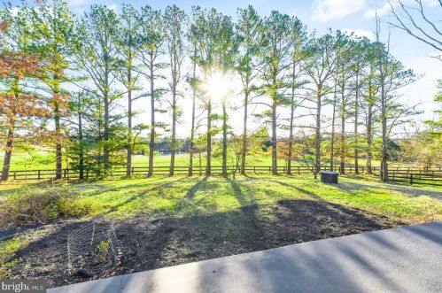 10800 Lonesome Rd, Nokesville, VA 20181-1524