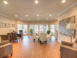 15615 Blue Ash Dr, Houston TX  77090-5813 exterior