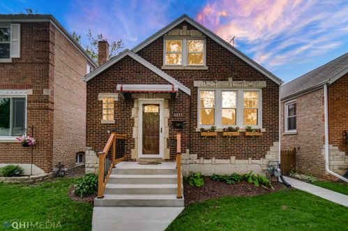 4237 Sunnyside Ave, Brookfield, IL 60513-2012