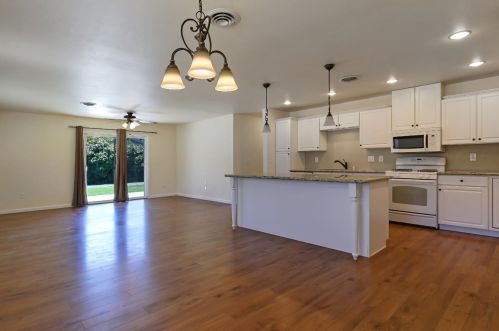 2680 Oak St, Sutter, CA 95982-2245