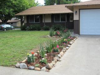 513 Tulare Dr, Vacaville, CA 95687-5824