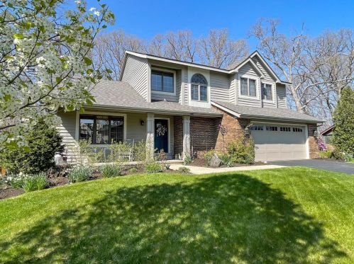 807 Brandonbury Dr, Valpo, IN 46383-1436