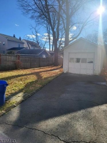 122 Waldo Ave, Bloomfield, NJ 07003-5655