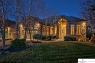 11933 179th St, Bennington, NE 68007-5715