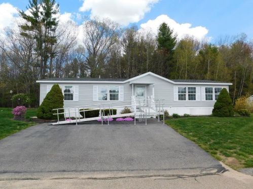 38 Constitution Way, Dover, NH 03820-4941