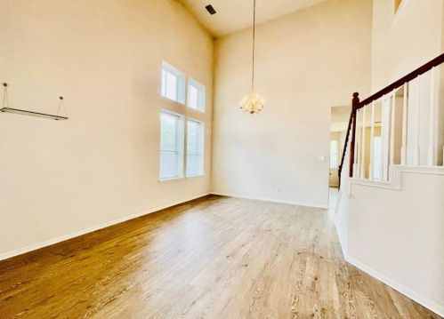 3720 Bratton Heights Dr, Austin TX  78728-3668 exterior