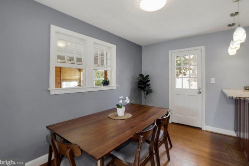 10006 Markham St, Silver Spring MD 20901-2233 exterior