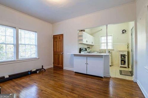 580 Elmwood Dr, Atlanta GA  30306-3642 exterior