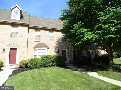804 Skyview Dr, York, PA 17406-3272