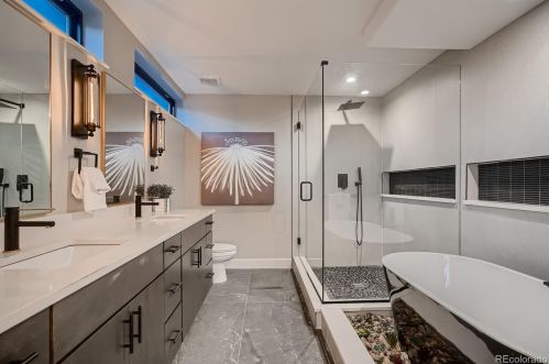 3949 Lipan St, Denver CO 80211-2547 exterior