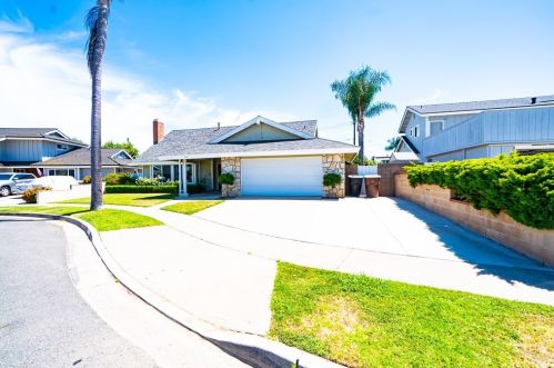 408 Barry Pl, Placentia, CA 92870-3420