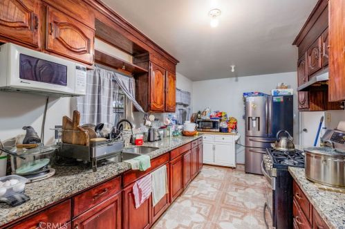 6552 Hillside Ave, Riverside CA  92504-1631 exterior