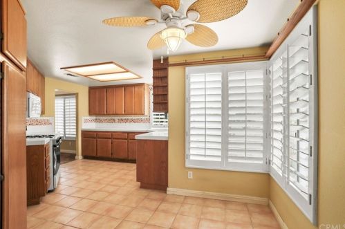 8623 Mesa Oak Dr, Riverside CA  92508-3123 exterior