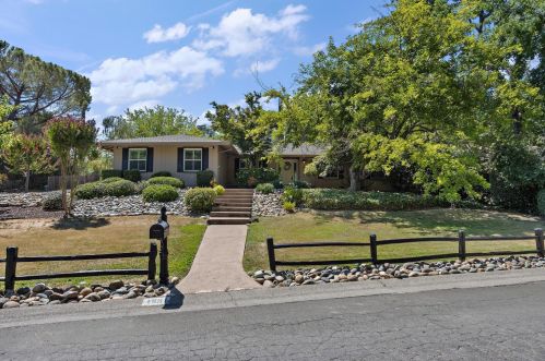 4937 Arboleda Dr, Fair Oaks, CA 95628-5259