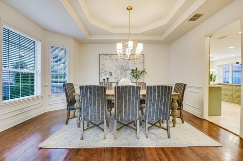 3001 Chatelaine Dr, Austin TX  78746-6895 exterior