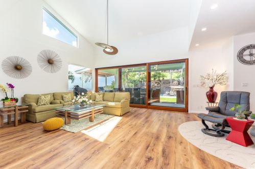 5454 Poola St, Honolulu HI  96821-1539 exterior