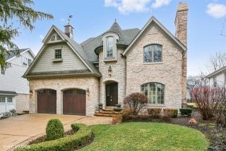 407 Thurlow St, Oak Brook IL  60521-3929 exterior