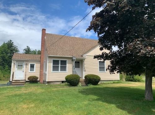149 Pembroke Rd, Concord, NH 03301-5768