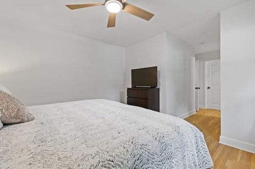 1061 Pinehurst Dr, Smyrna GA  30080-4356 exterior