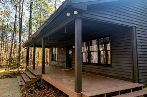 1420 Overlook Ridge Rd, Bishop, GA 30621-1150