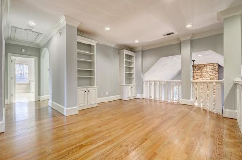 10 Highland Valley Ct, Atlanta GA  30327-4880 exterior