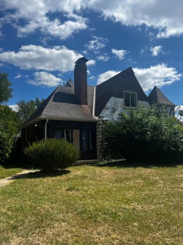 6134 Hempwood Ave, Cincinnati, OH 45224-2652