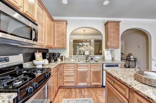 831 Mountain View Ter, Marietta GA  30064-2089 exterior