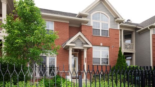 6317 Lincoln Ave, Morton Grove IL  60053-2882 exterior