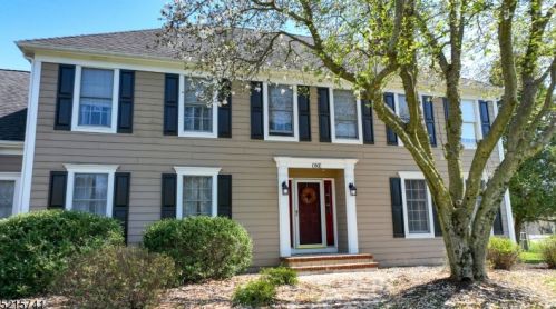 1 Rowlands Rd, Flemington, NJ 08822-7015