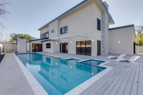 10225 Betty Jane Ln, Dallas, TX 75229-6135