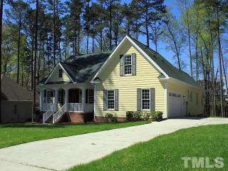 2 Northern Way Ct, Durham NC  27712-2347 exterior