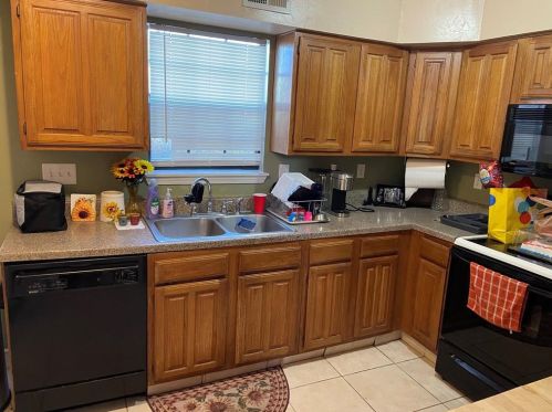 2302 Oakcrest Dr, Garland TX  75044-7354 exterior