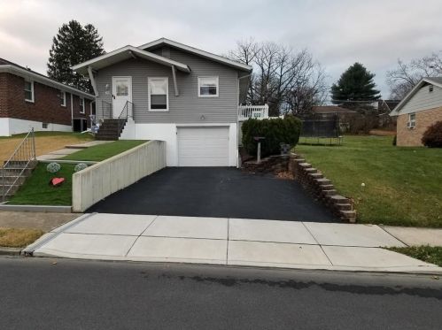 318 Juniata St, Allentown, PA 18103-8217