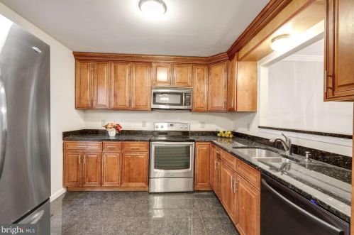 10962 Rampart Way, Silver Spring MD 20902-4765 exterior