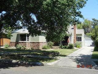 534 Brown Ave, Fresno, CA 93704-5405