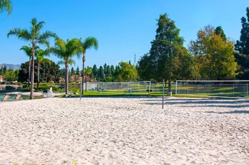 2005 Lakeridge Cir, Chula Vista CA  91913-2397 exterior