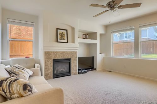 25028 Canal Pl, Aurora CO 80018-1627 exterior