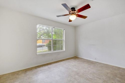 2208 Coats Cir, Austin TX  78748-3403 exterior