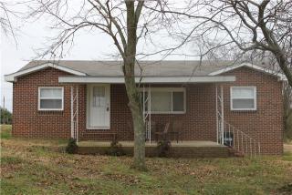 1202 Rutledge Ford Rd, Decherd, TN 37324-4664
