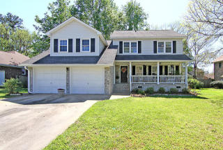 407 Eastover Cir, Summerville SC  29483-5240 exterior