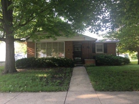235 Center St, Paxton, IL 60957-0013