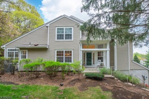 61 Woodmont Dr, Dover, NJ 07869-3739