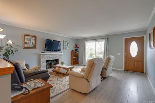 10466 Hamilton St, Rancho Cucamonga, CA 91701-5221