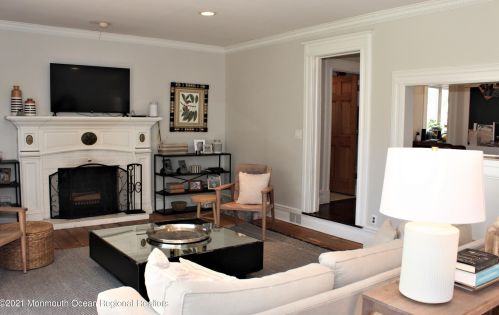 675 River Rd, Red Bank, NJ 07704