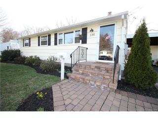 136 Overhill Dr, Kensington, CT 06037-2316